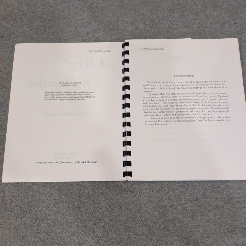 A Whiff of Magnolias Mary Nell McLennan Signed 1994 Stories and Essays Book - Picture 3 of 3